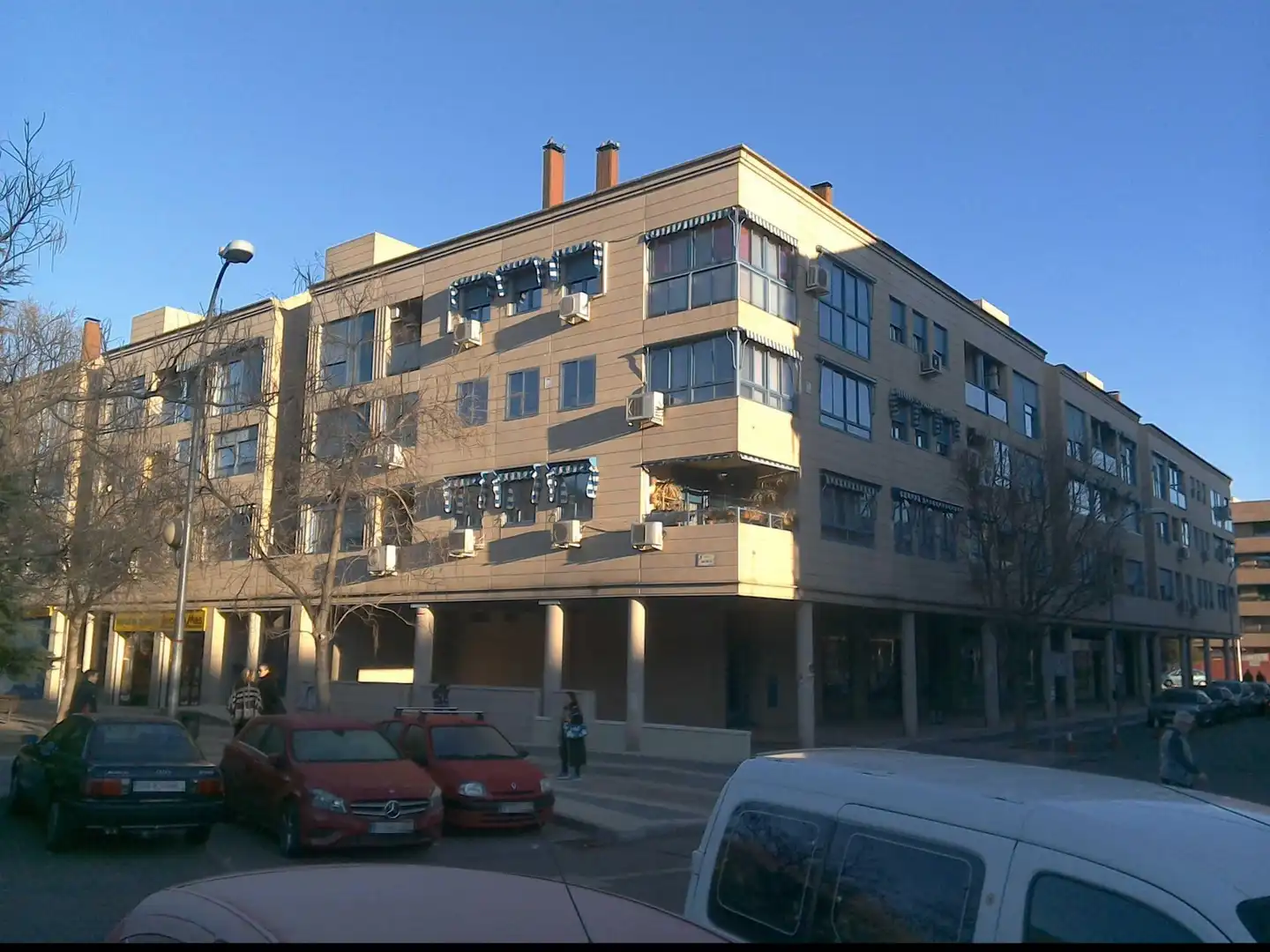 Local de alquiler en Parque Europa - Los Pitufos
