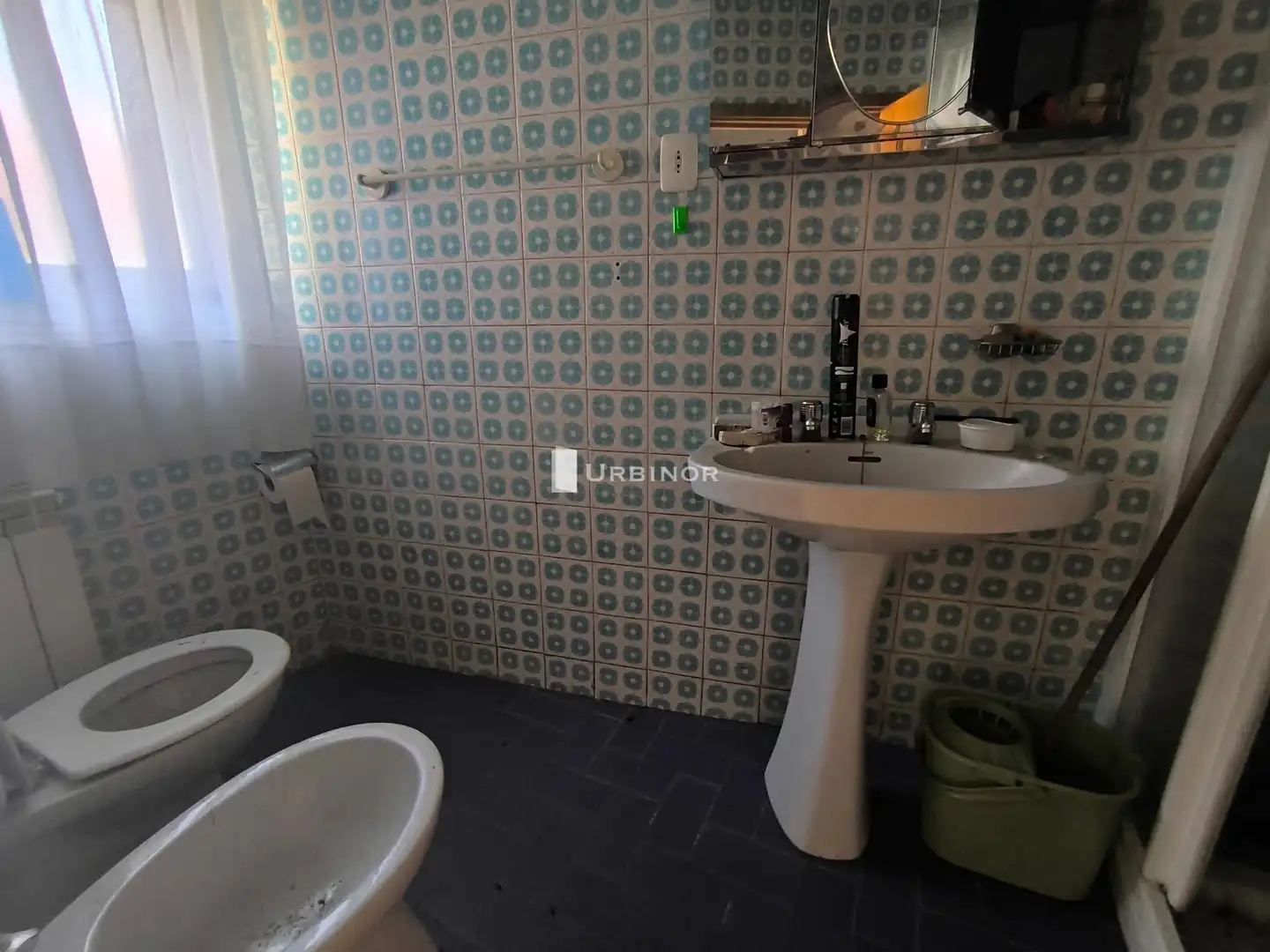 Bathroom of Houses for sale in Trasmiras