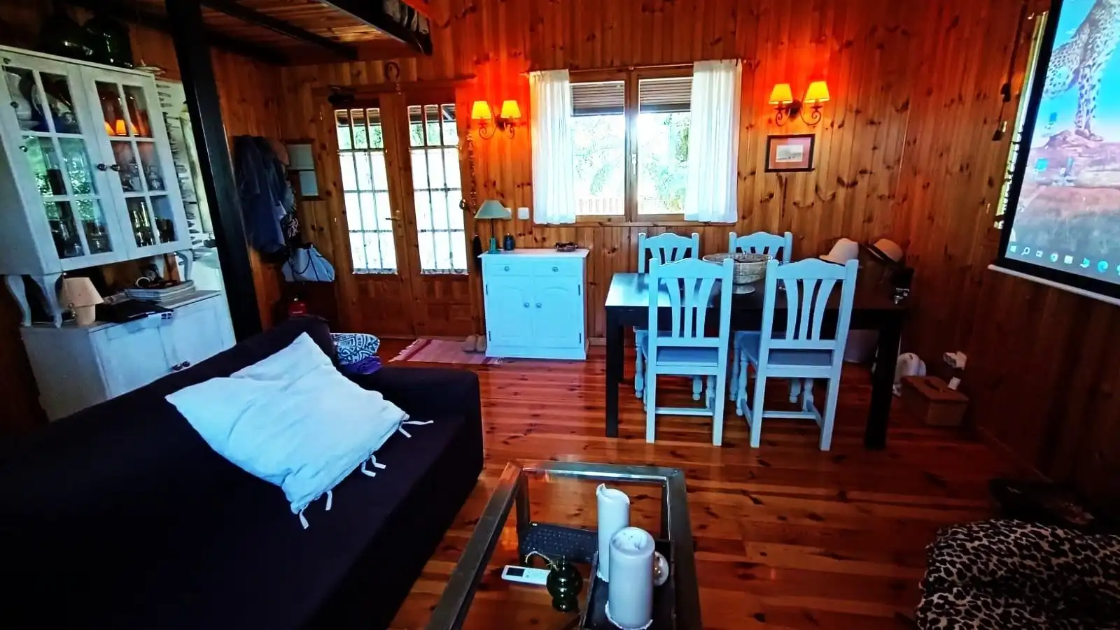Sala d'estar de Casa o xalet en venda en Palacios del Pan amb Calefacció, Jardí privat i Terrassa