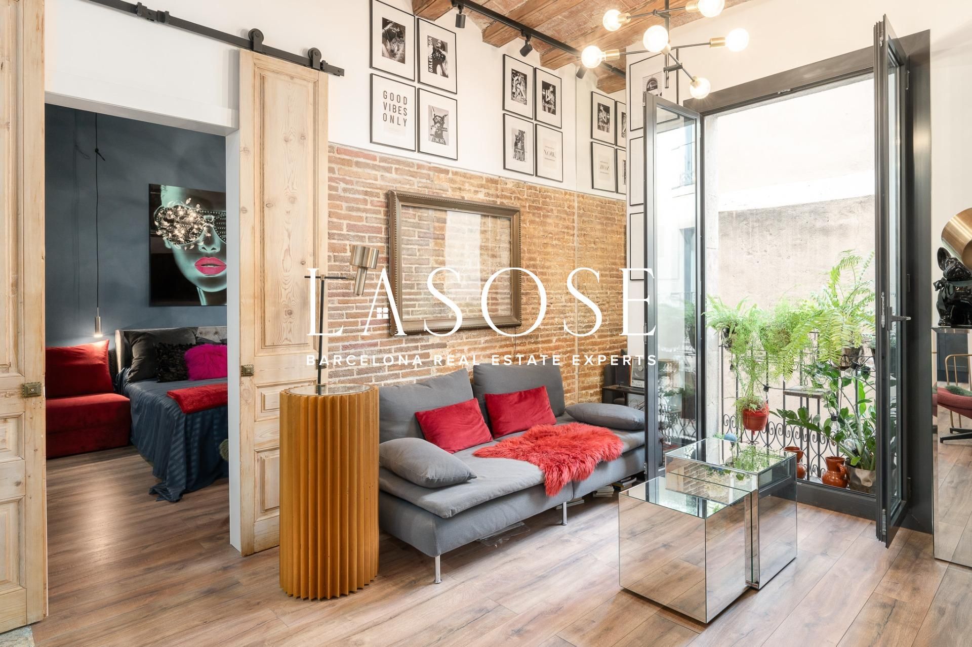 Living room of Apartment to rent in  Barcelona Capital  with Air Conditioner, Heating and Balcony