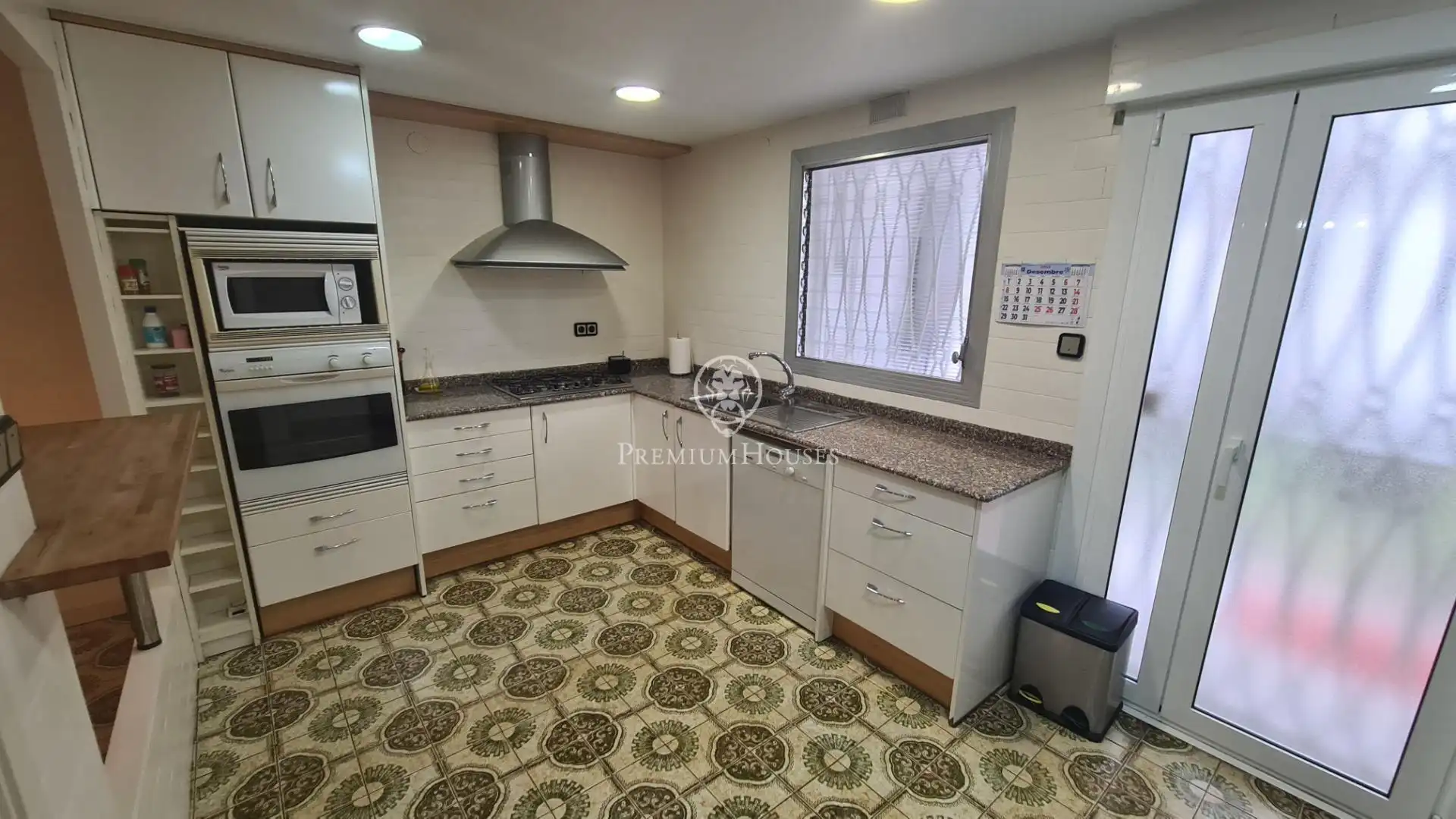 Cocina de Planta baja en venta en Barcelona con Calefacción y Terraza