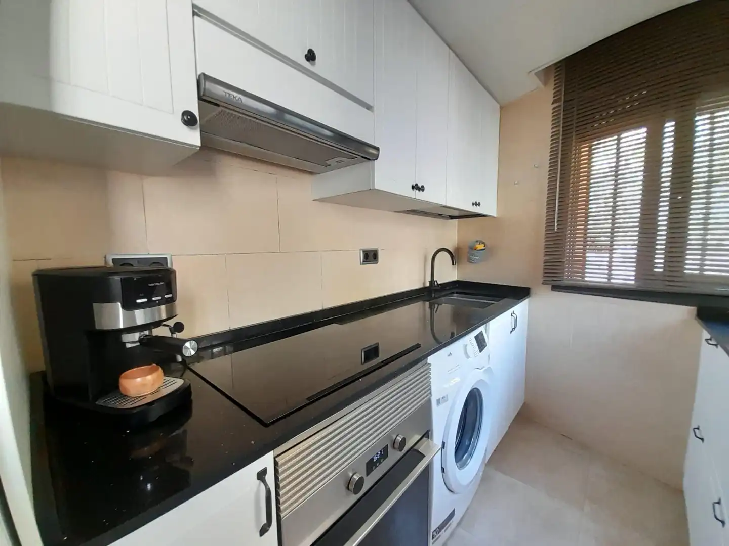 Cocina de Piso en venta en Arenys de Mar con Aire acondicionado, Terraza y Trastero