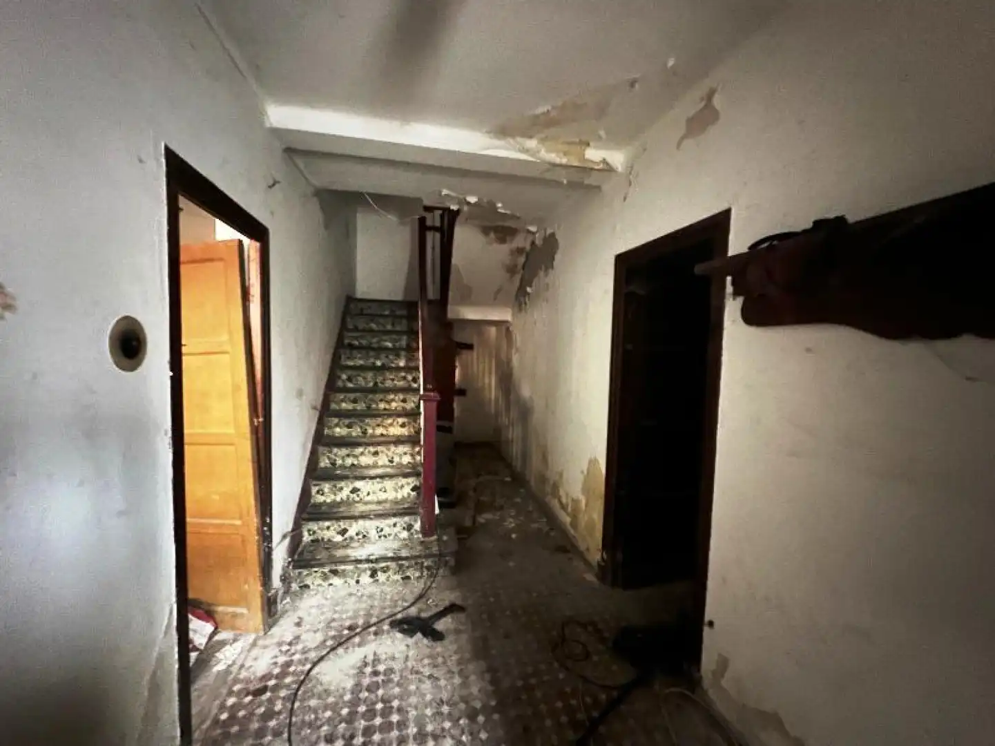 Houses for sale in Torrelavega - Bº Miravalles, 26, Sierrapando