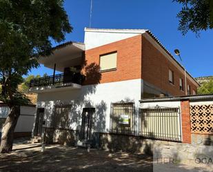 Exterior view of House or chalet for sale in Los Yébenes  with Heating, Private garden and Terrace