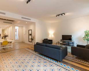 Sala d'estar de Pis de lloguer en  Barcelona Capital amb Aire condicionat, Moblat i Rentadora