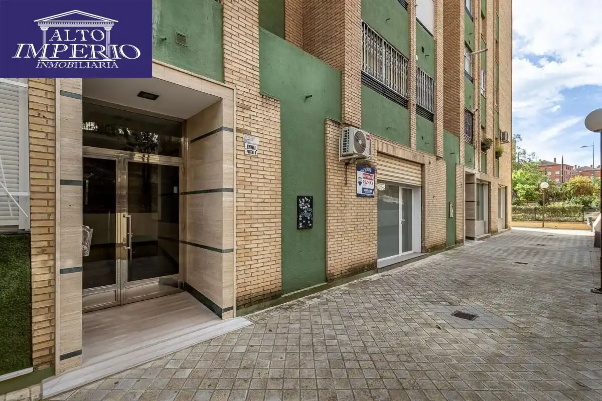 Piso con ascensor en venta en Calle ARQUITECTO JIMENEZ LACAL, imagen 34