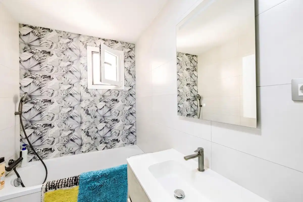 Baño de Ático en venta en Málaga con Aire acondicionado, Calefacción y Jardín privado