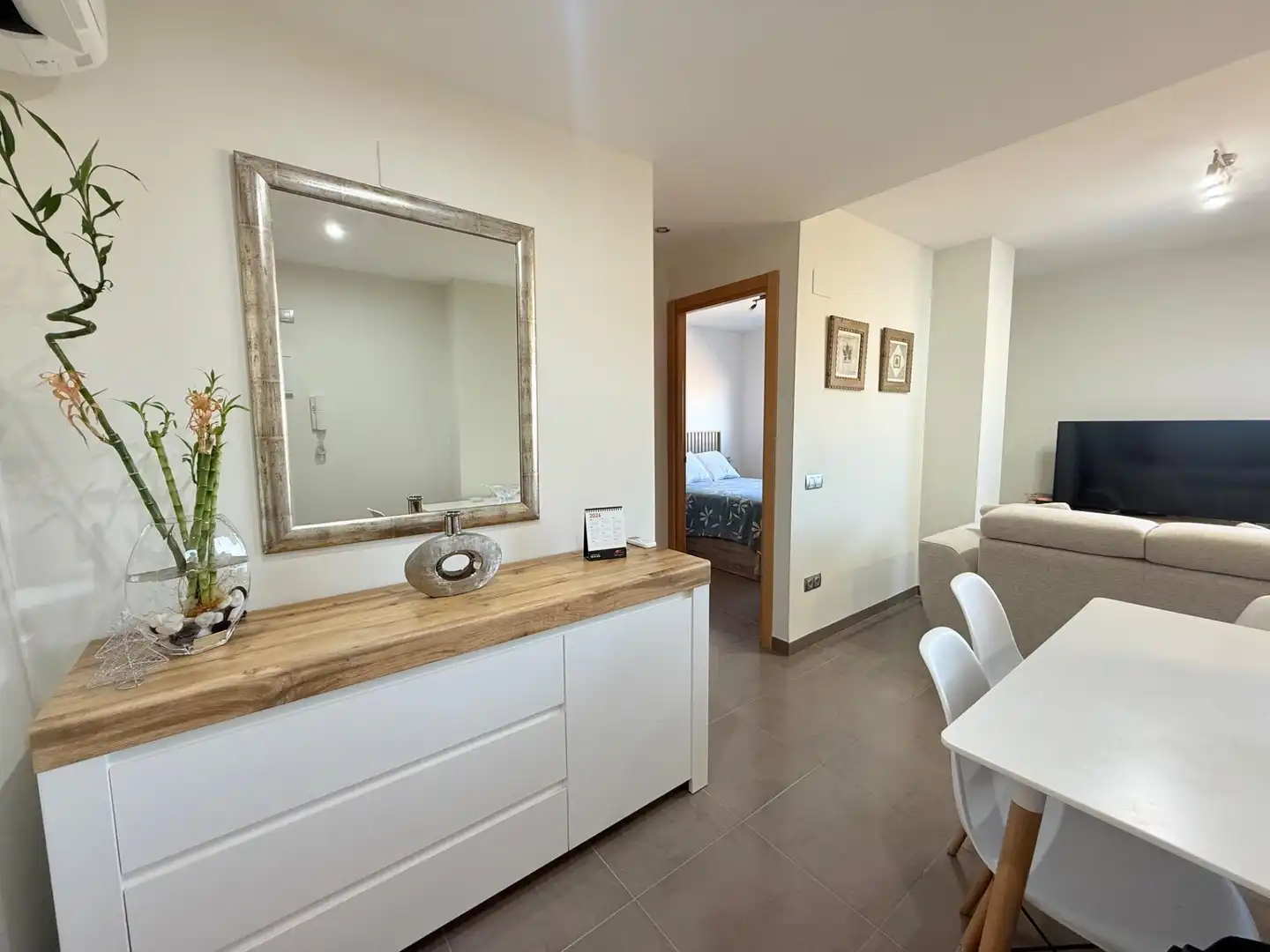 Apartament amb piscina en venda a Deltebre, imagen 9
