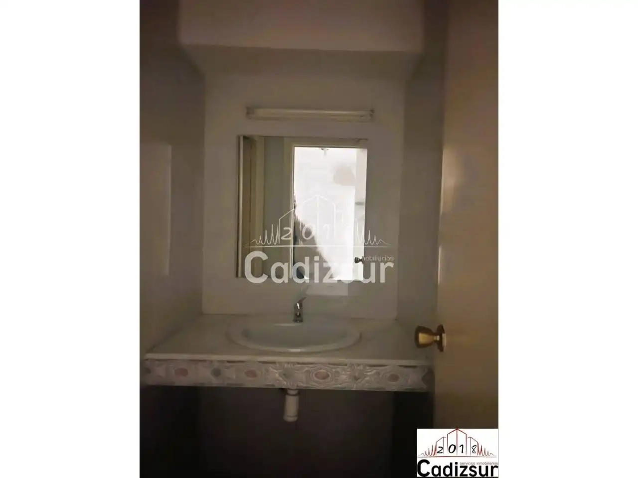 Bany de Oficina de lloguer en Cádiz