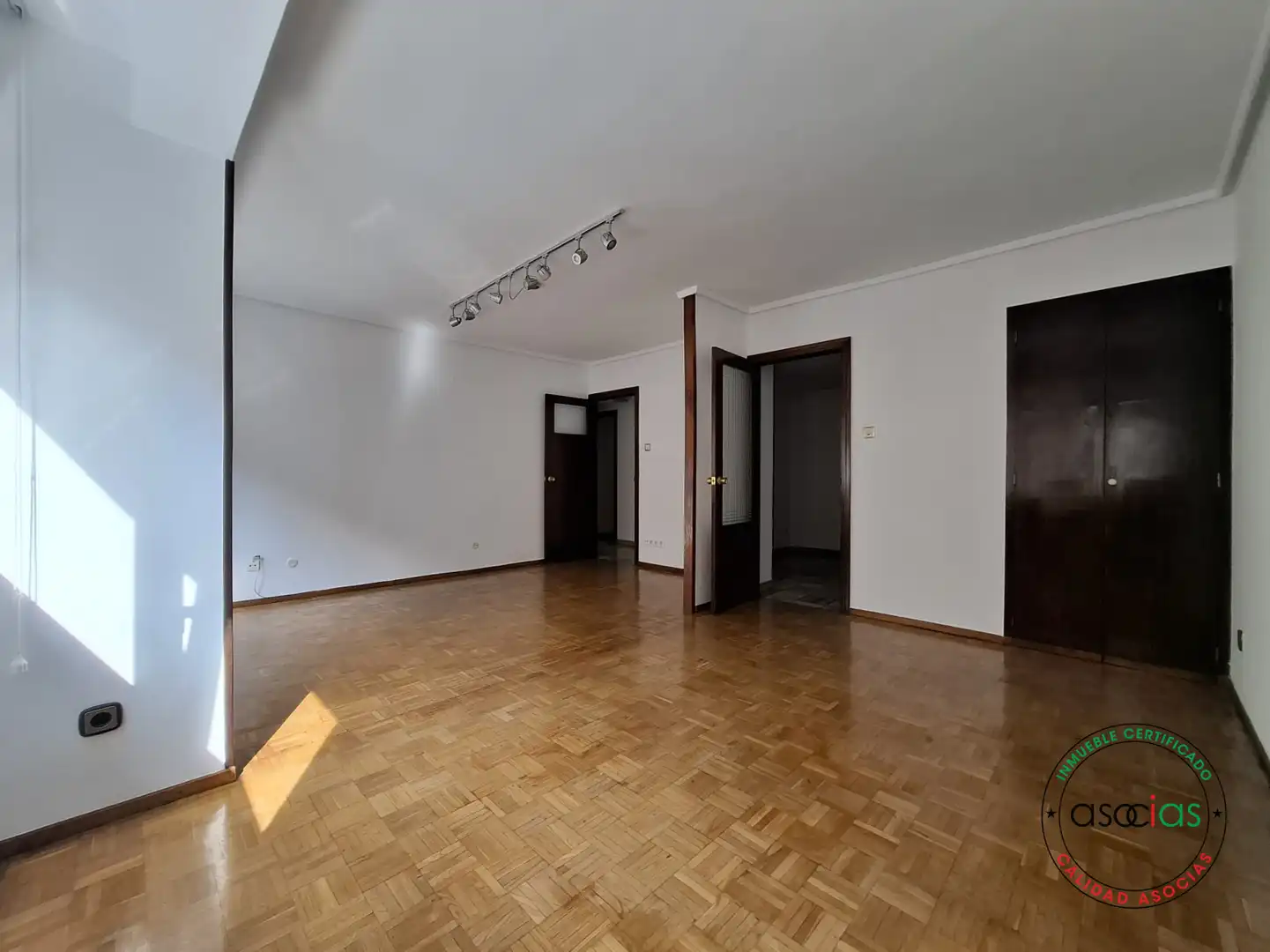 Sala d'estar de Pis en venda en Gijón  amb Calefacció