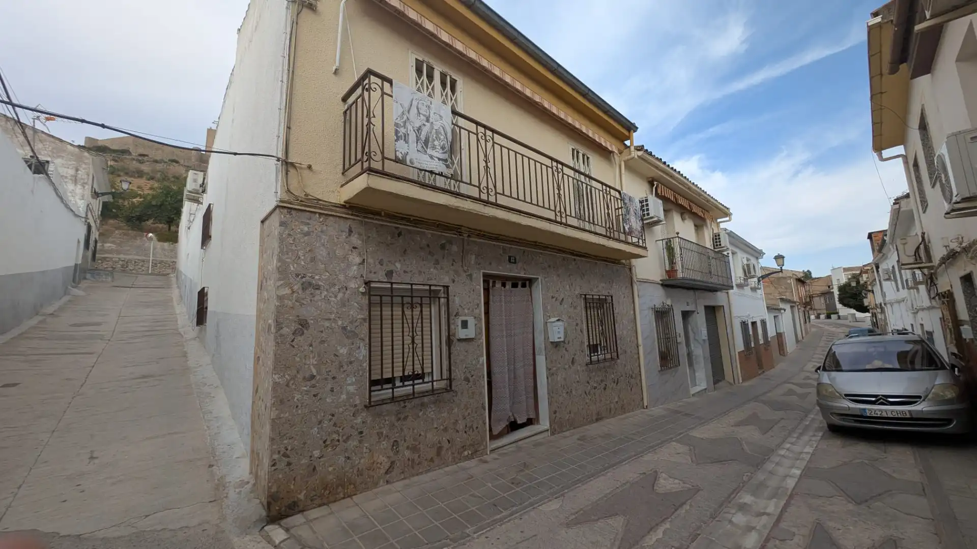 Casa amb terrassa en venda a Calle Fuente Zaide 13