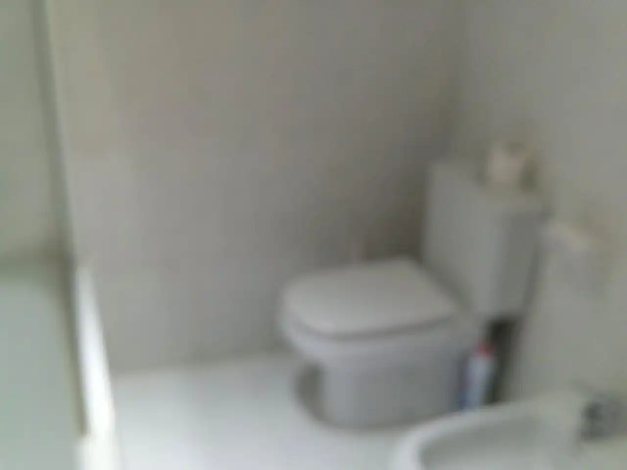 Baño de Planta baja en venta en Santiago de Compostela  con Calefacción, Trastero y Amueblado