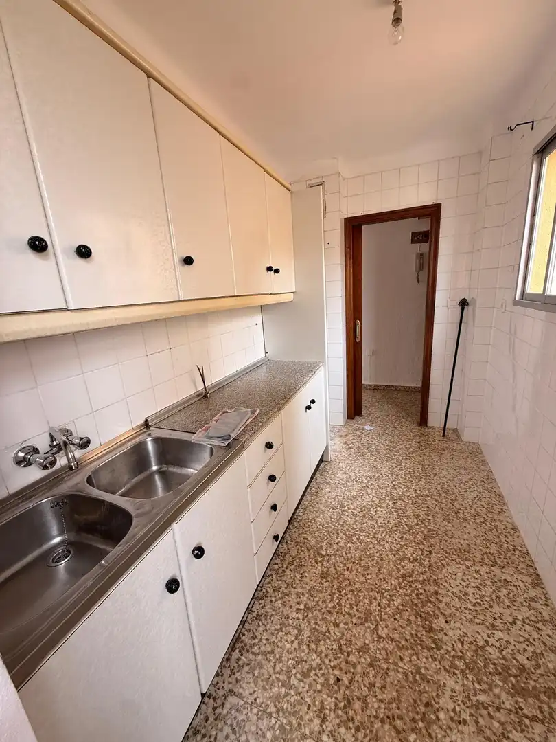 Cocina de Piso en venta en Algeciras con Balcón