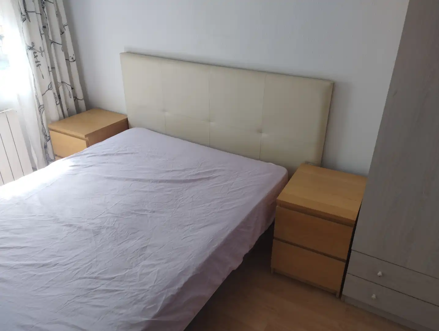 Bedroom of Flat for sale in Zaragoza  with Heating, Parquet flooring and Furnished