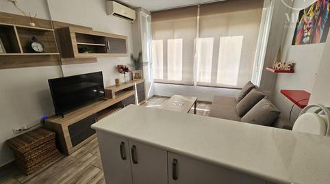 Foto 3 de Piso en venta en De Los Campillos, Manantiales - Estación de Autobuses, Torremolinos