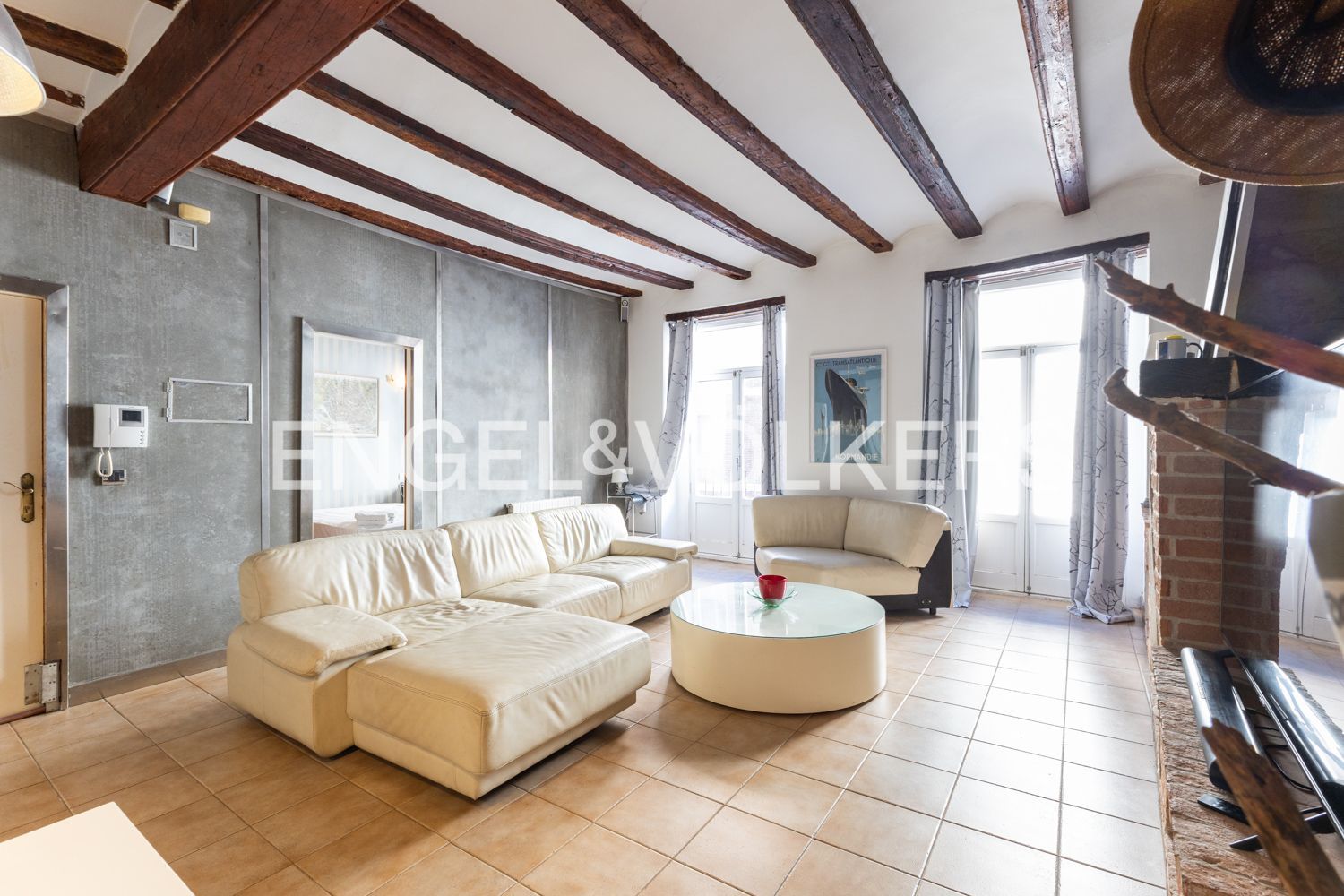 Sala d'estar de Apartament en venda en  Valencia Capital amb Aire condicionat, Calefacció i Moblat