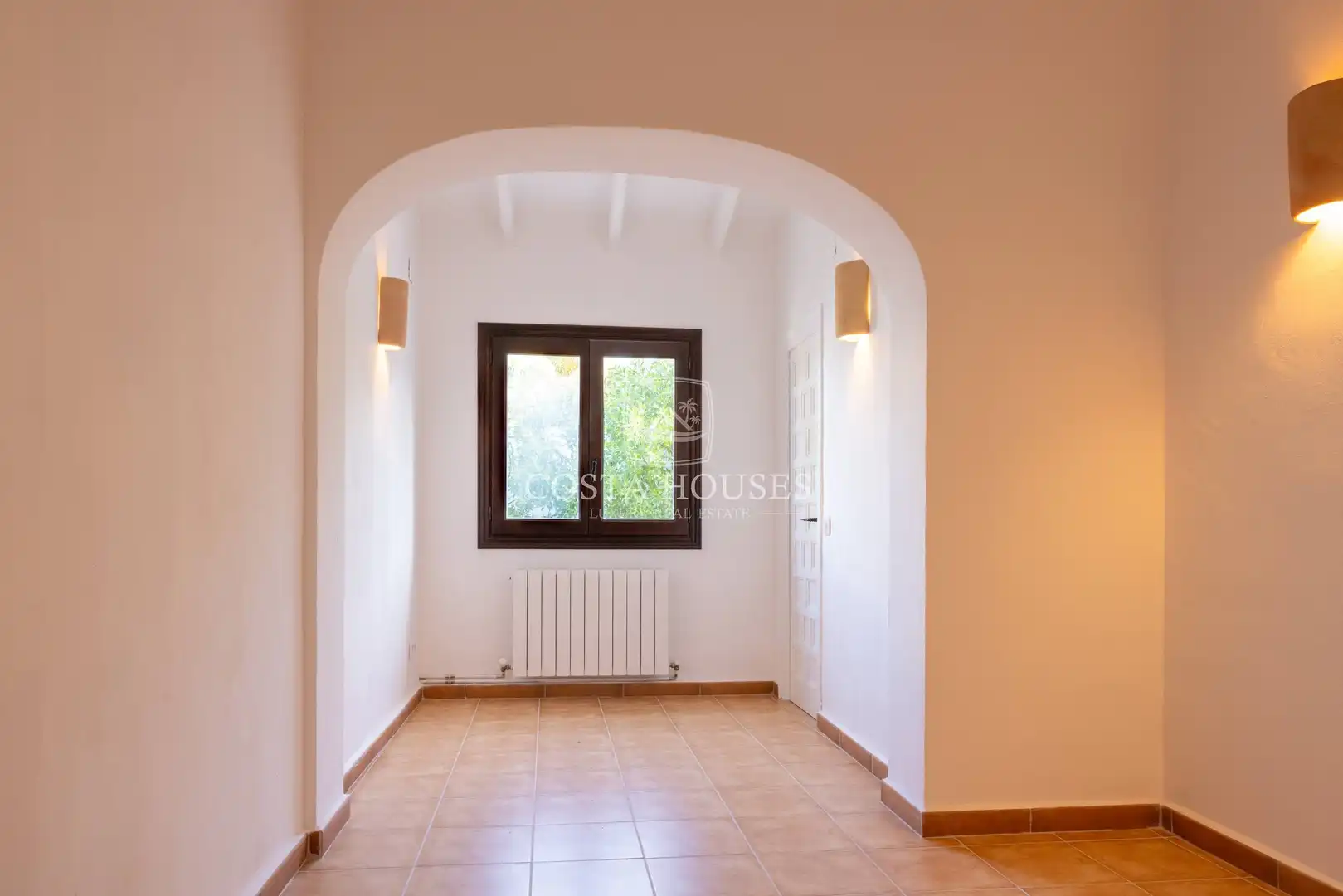 Houses for sale in Jávea / Xàbia  with Air Conditioner, Private garden and Terrace