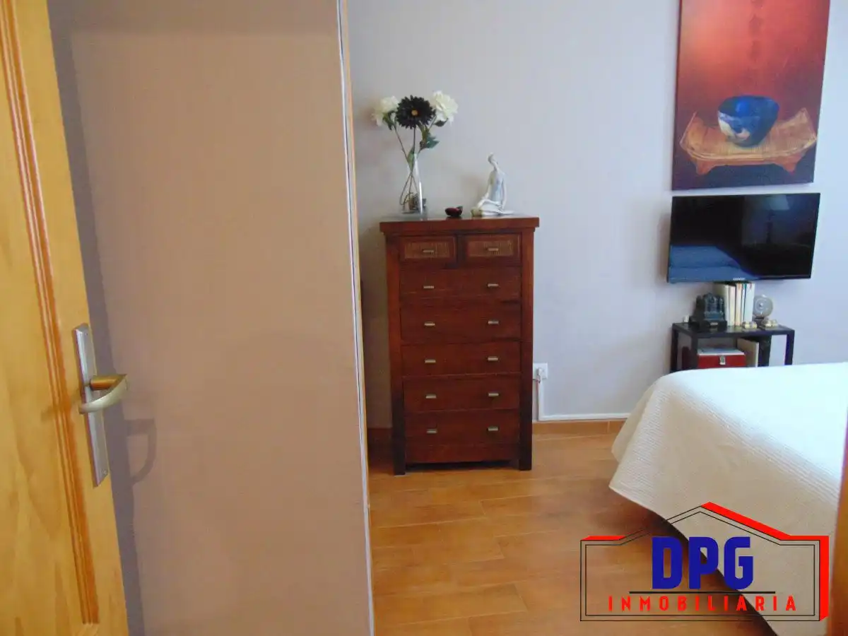 Habitación de Apartamento en venta en Garrucha con Aire acondicionado y Amueblado