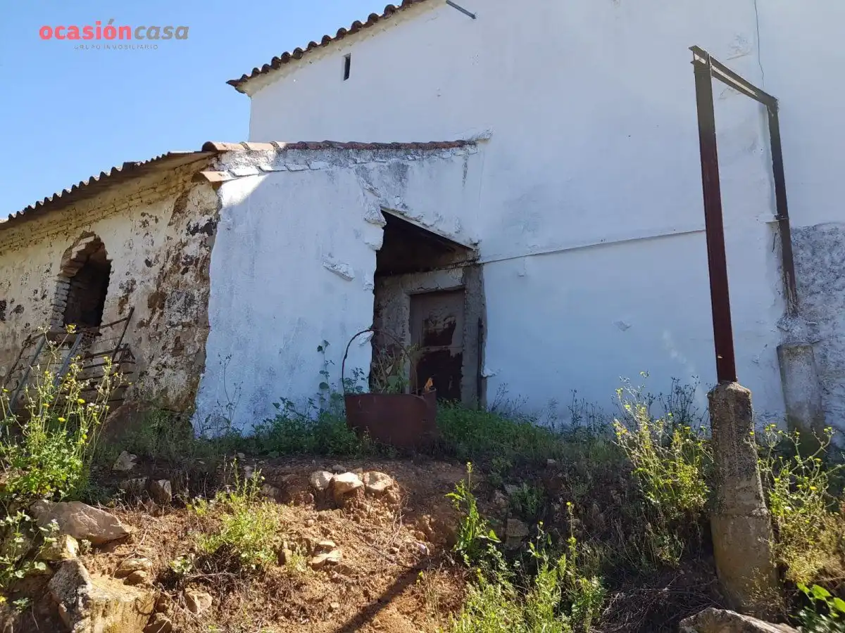 Vista exterior de Finca rústica en venta en Villanueva de Córdoba con Jardín privado, Trastero y Amueblado