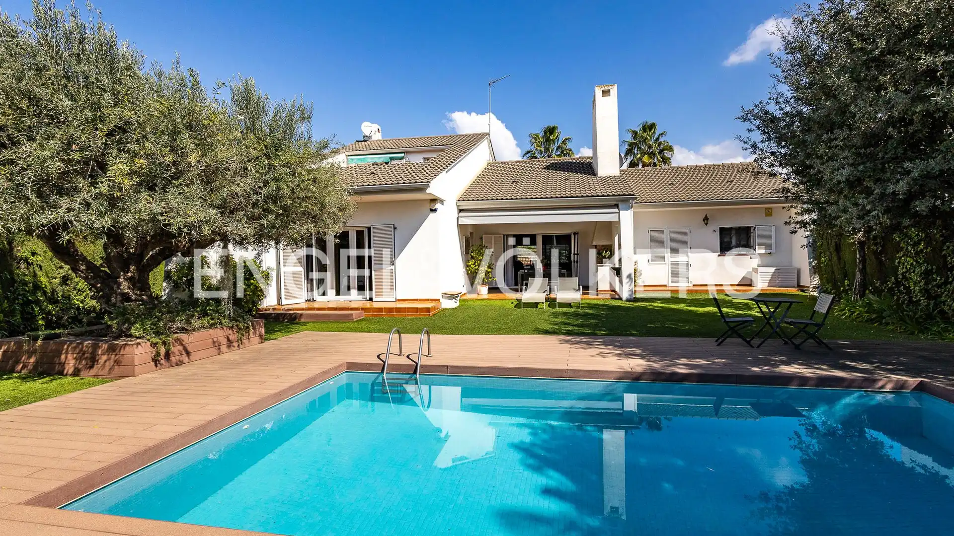 Vista exterior de Casa o chalet en venta en Abrera con Aire acondicionado, Calefacción y Jardín privado