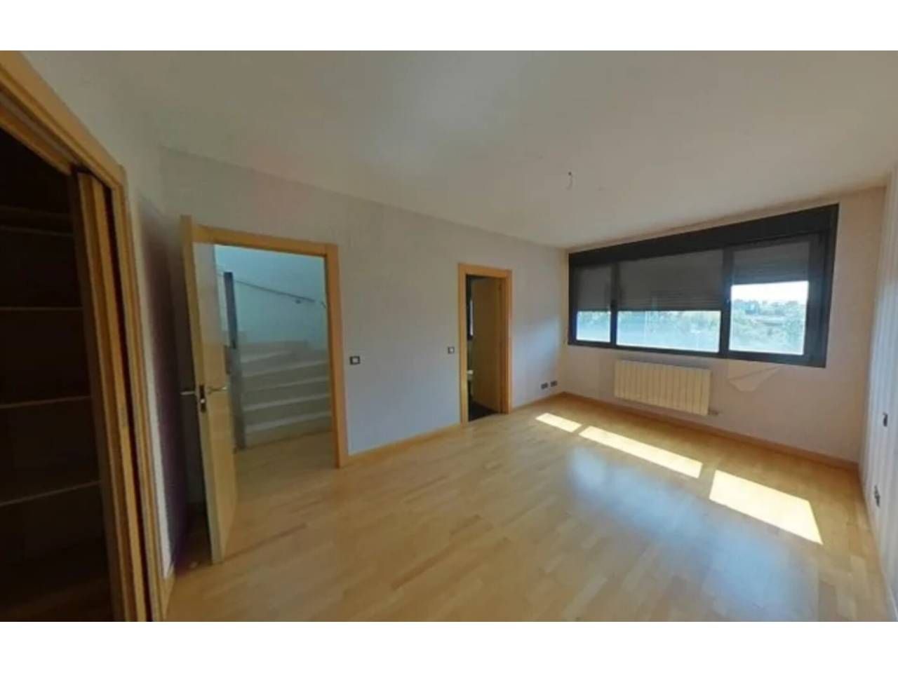Casa adosada en venda en Burgos Capital amb Calefacció, Jardí privat i Parquet