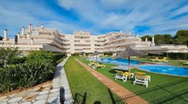 Exterior view of Planta baja for sale in Alcalà de Xivert  with Terrace, Swimming Pool and Balcony
