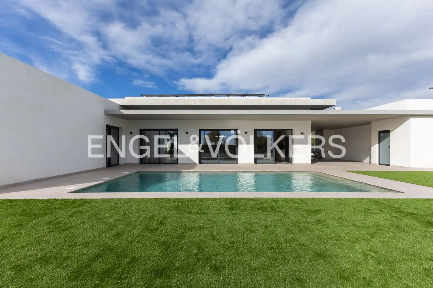 Piscina de Casa o xalet en venda en Burriana / Borriana amb Aire condicionat, Calefacció i Jardí privat