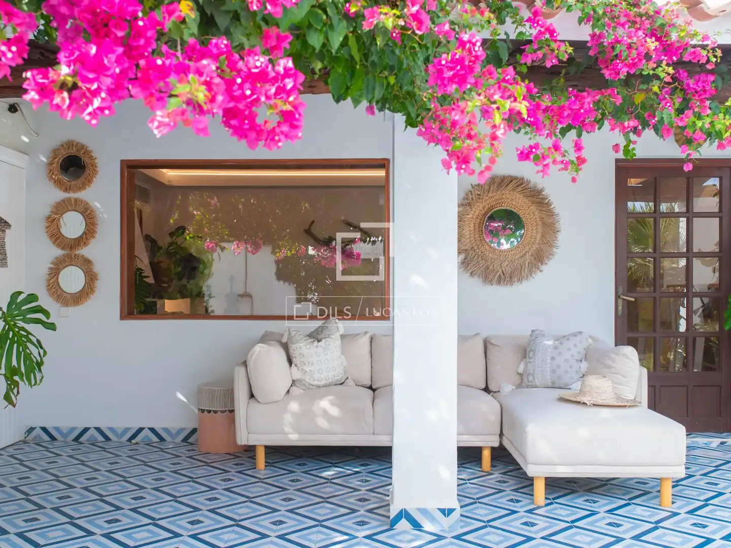 Terrassa de Casa o xalet en venda en Santa Eulària des Riu amb Aire condicionat, Calefacció i Jardí privat