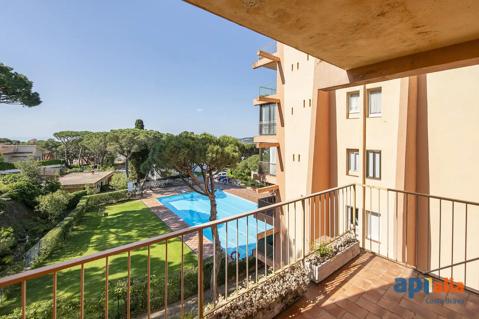 Piscina de Apartament en venda en Castell d'Aro, Platja d'Aro i s'Agaró amb Jardí privat i Piscina