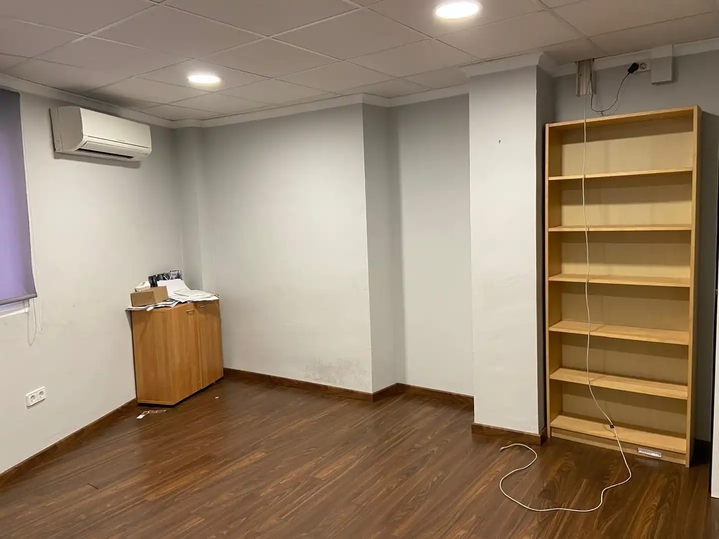 Oficina en venda en Albaida amb Aire condicionat