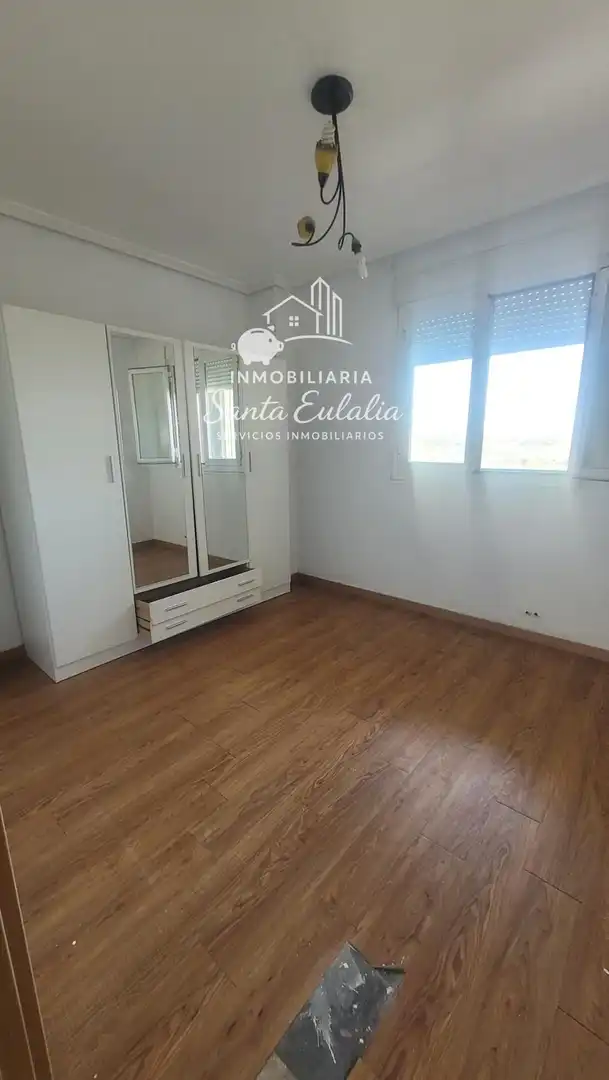 Bedroom of Flat for sale in Mérida  with Air Conditioner, Heating and Parquet flooring