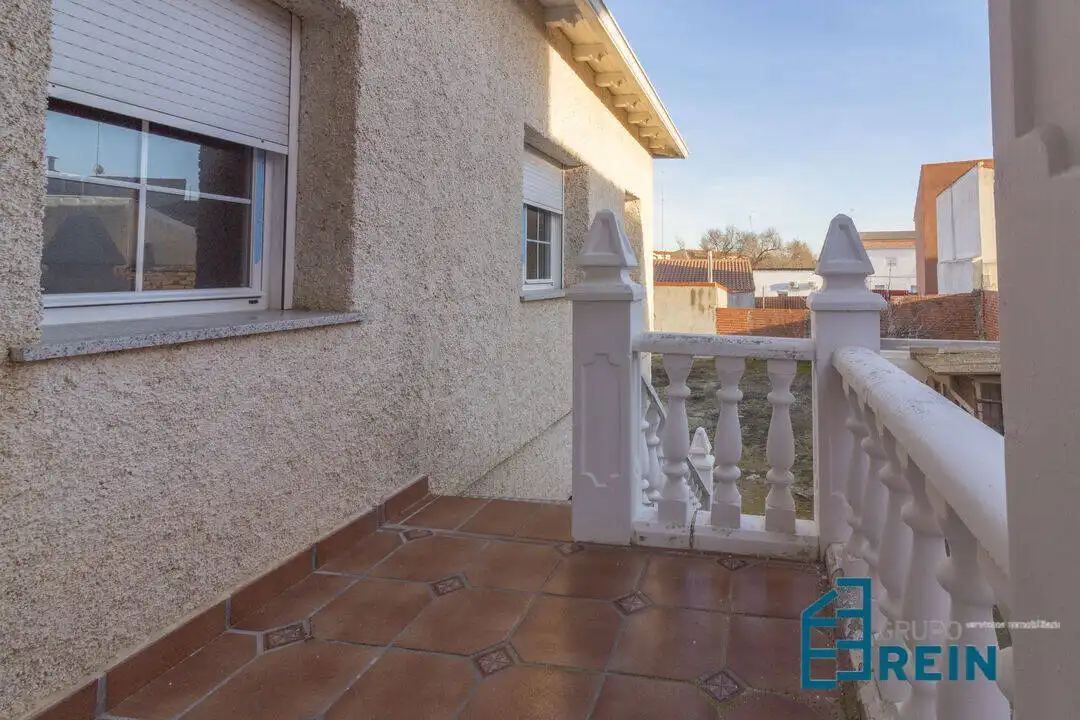 Chalet con jardín en venta en LARGO CABALLERO 1, imagen 27
