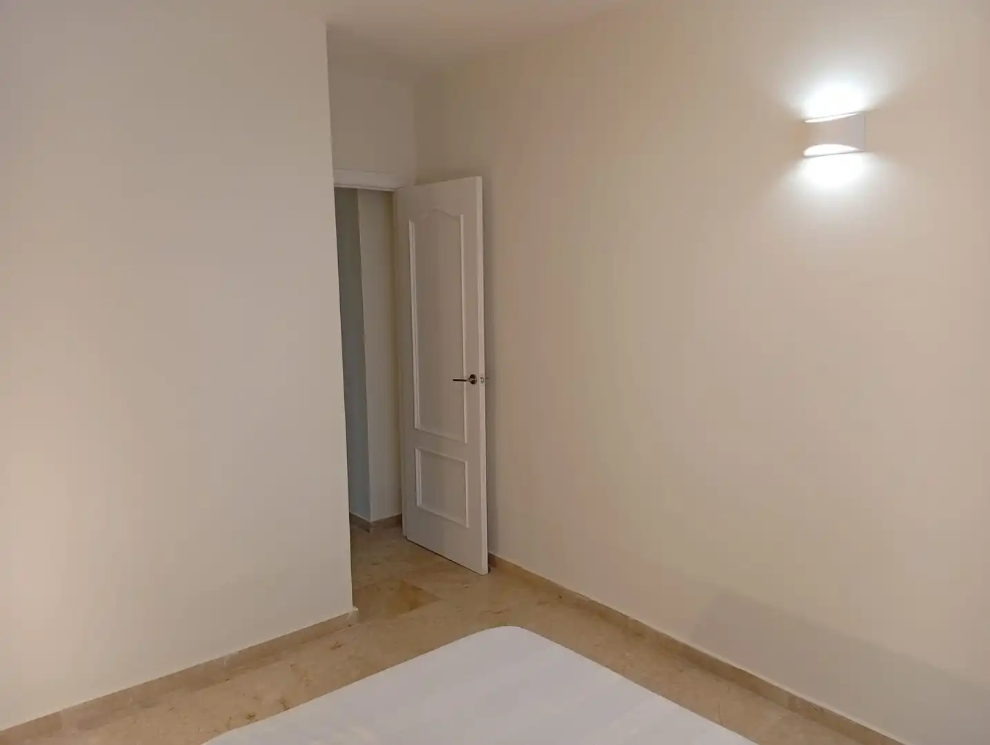 Bedroom of Flat for sale in Málaga