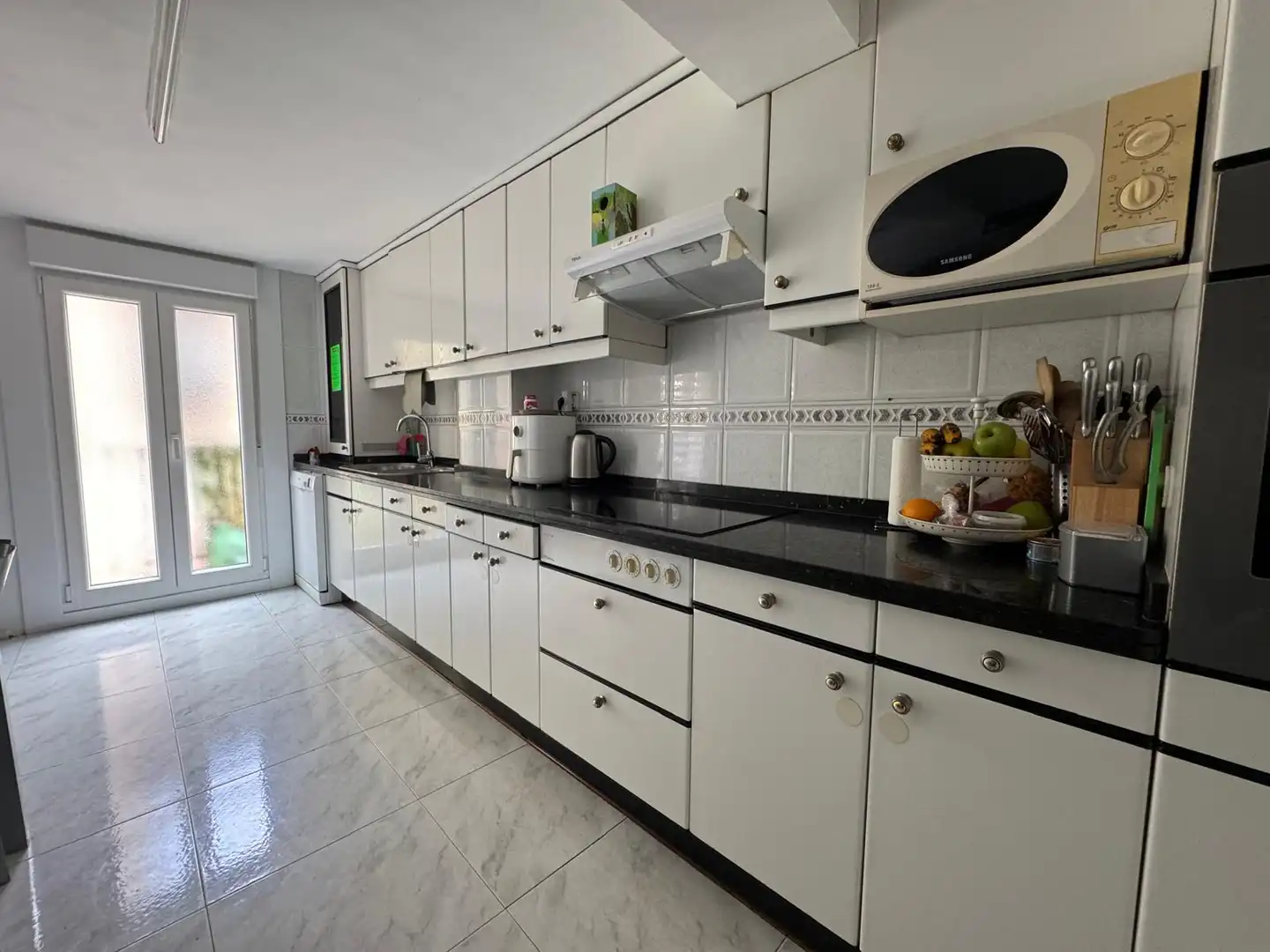 Kitchen of Flat for sale in Tolosa  with Heating, Furnished and Oven