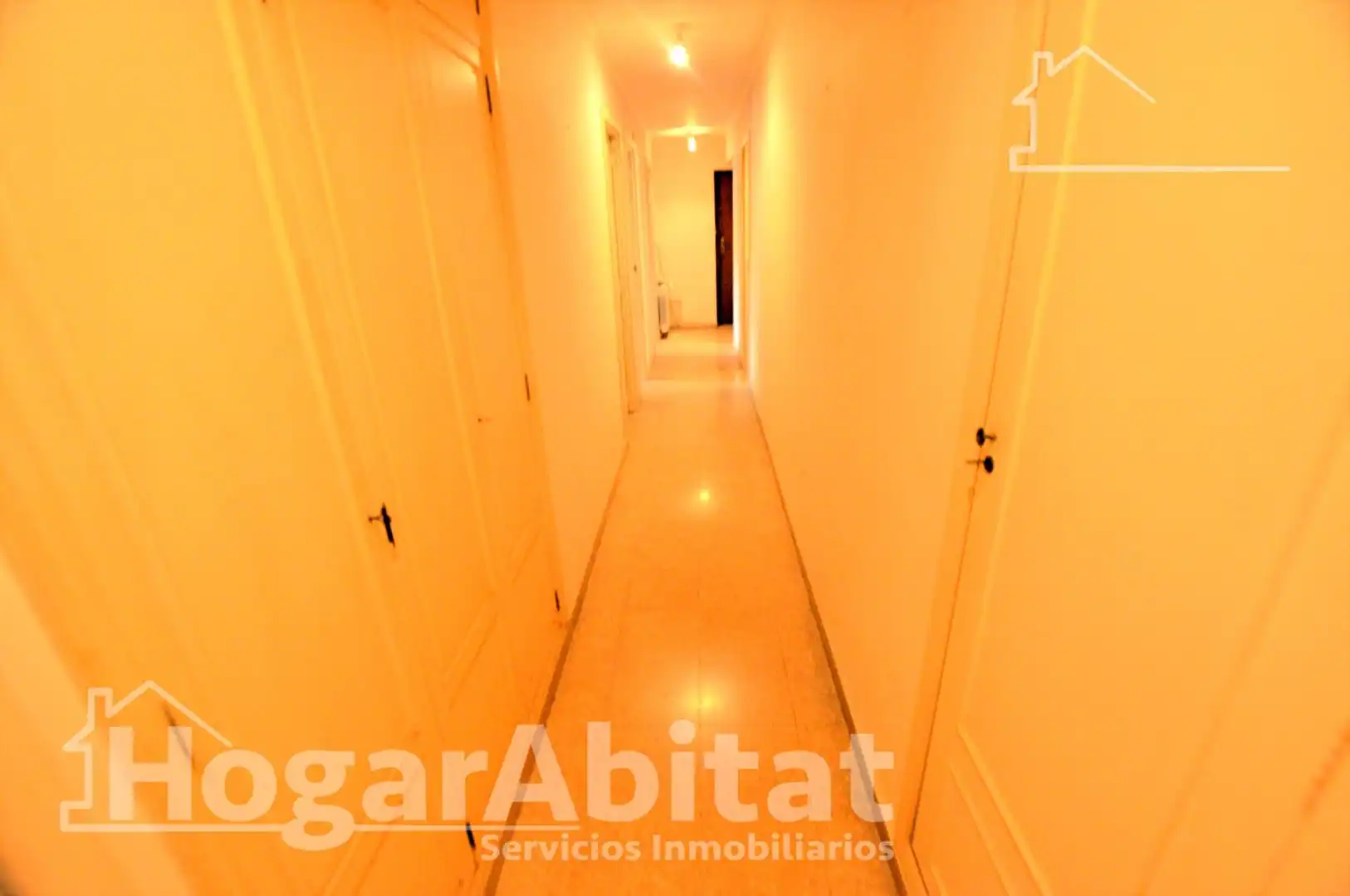 Flat for sale in Valencia  with Heating and Balcony