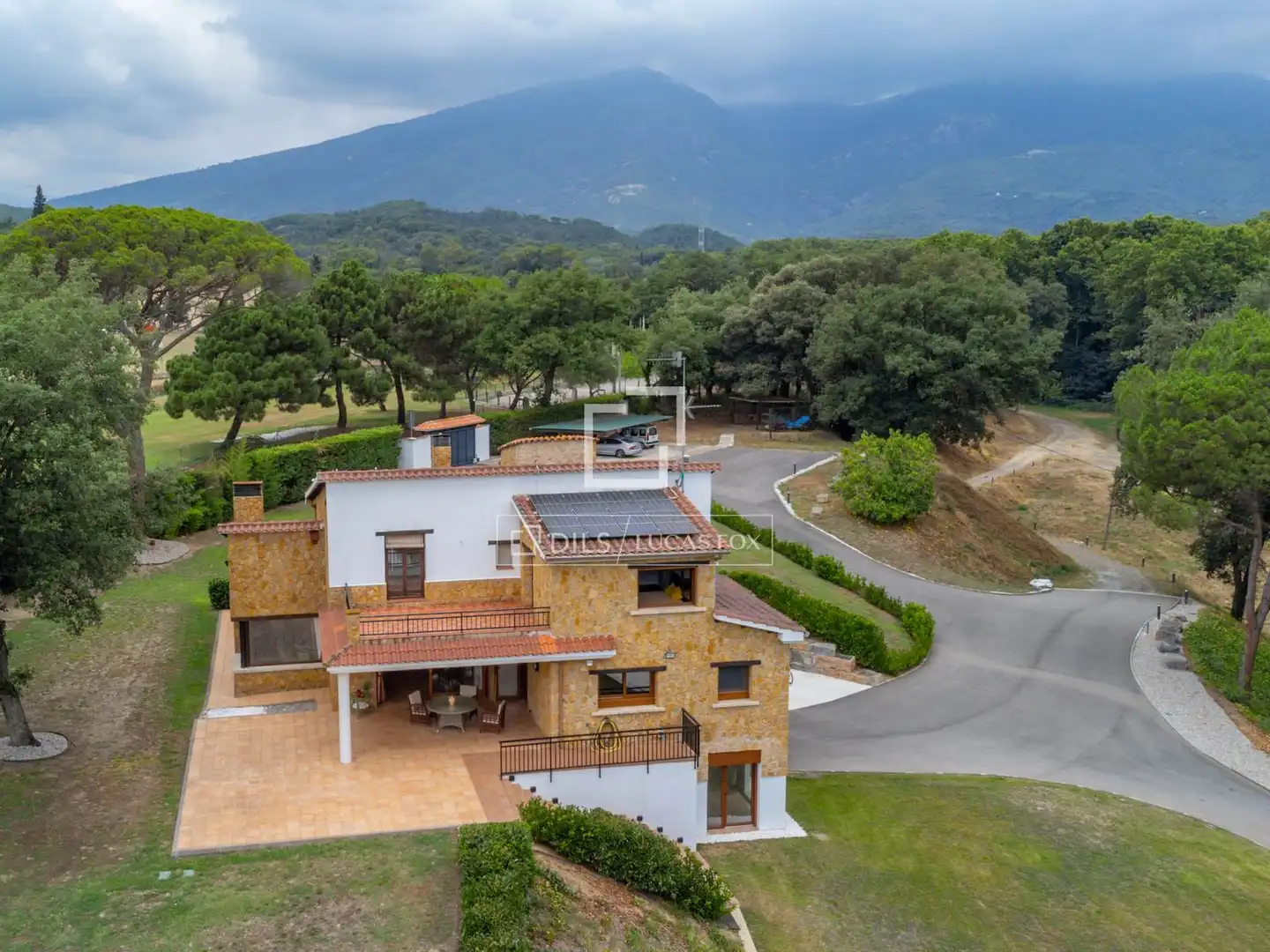 Vista exterior de Finca rústica en venda en Gualba amb Calefacció, Jardí privat i Terrassa