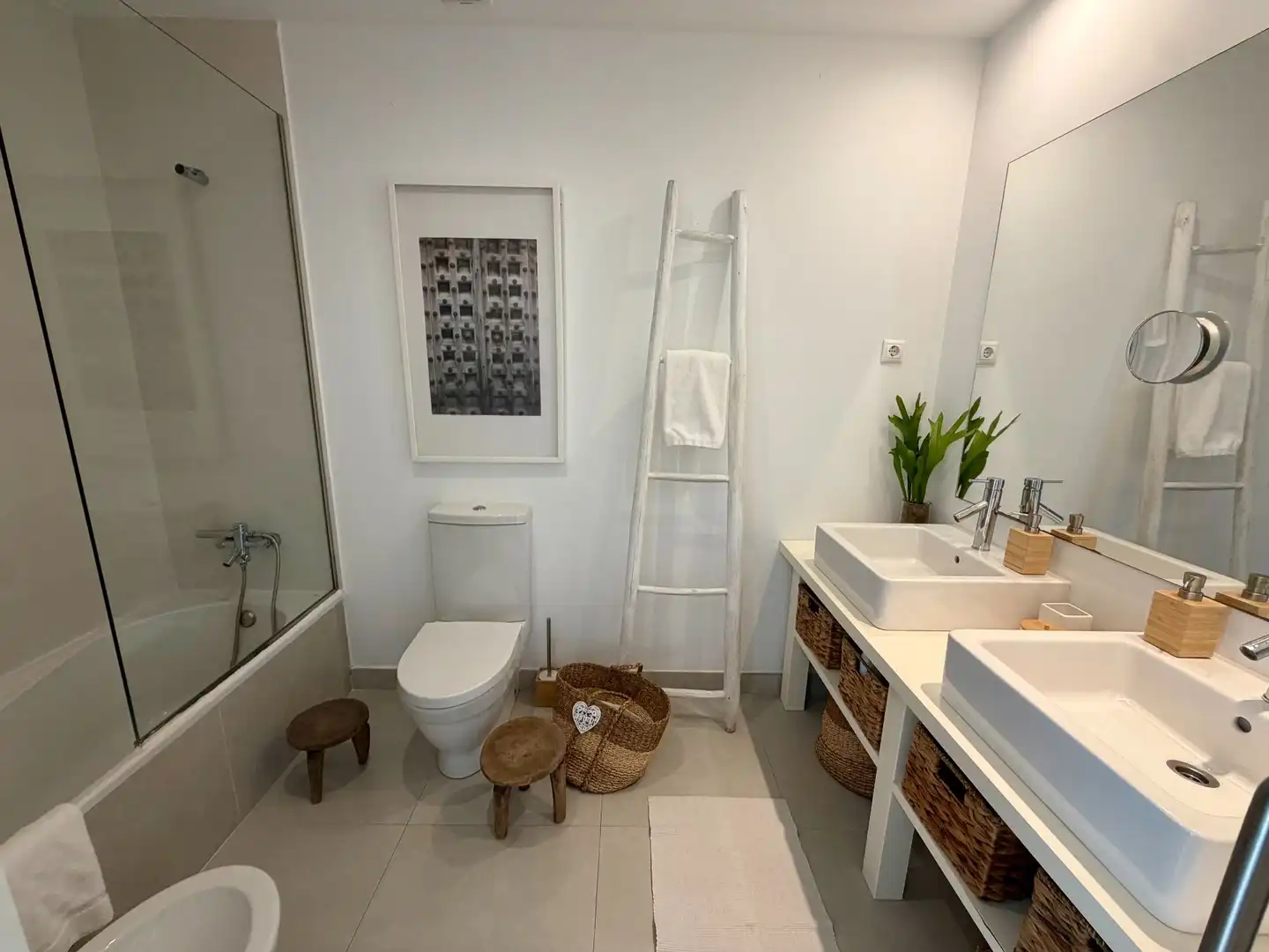 Bany de Apartament en venda en Sant Josep de sa Talaia amb Aire condicionat, Calefacció i Terrassa