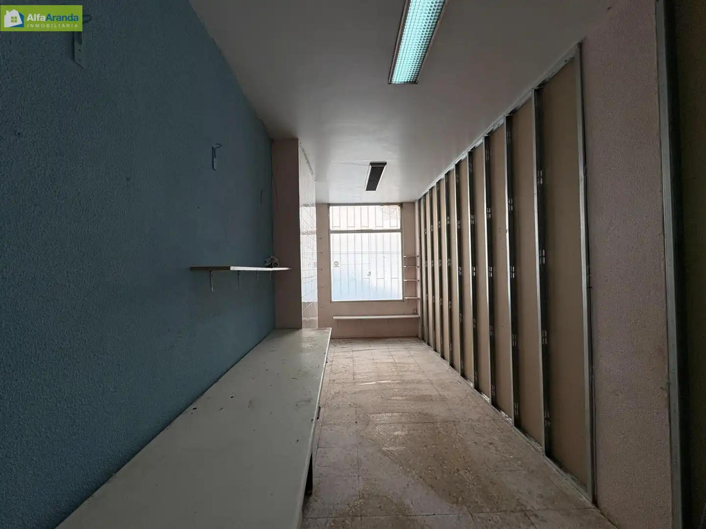 Business premises for sale in Calle de Fernán González 28, imagen 5