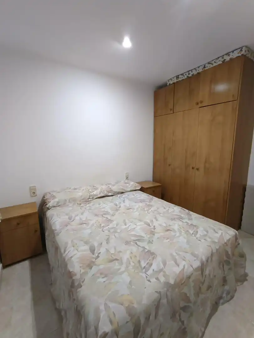 Habitación de Apartamento en venta en Castell d'Aro, Platja d'Aro i s'Agaró con Aire acondicionado, Calefacción y Terraza