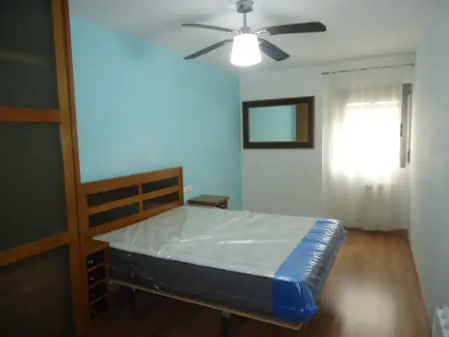 Schlafzimmer von Wohnungen zur Miete in Armilla mit Heizung und Möbliert