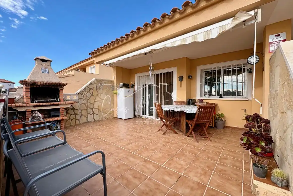 Terraza de Casa adosada en venta en Mont-roig del Camp con Aire acondicionado, Calefacción y Terraza