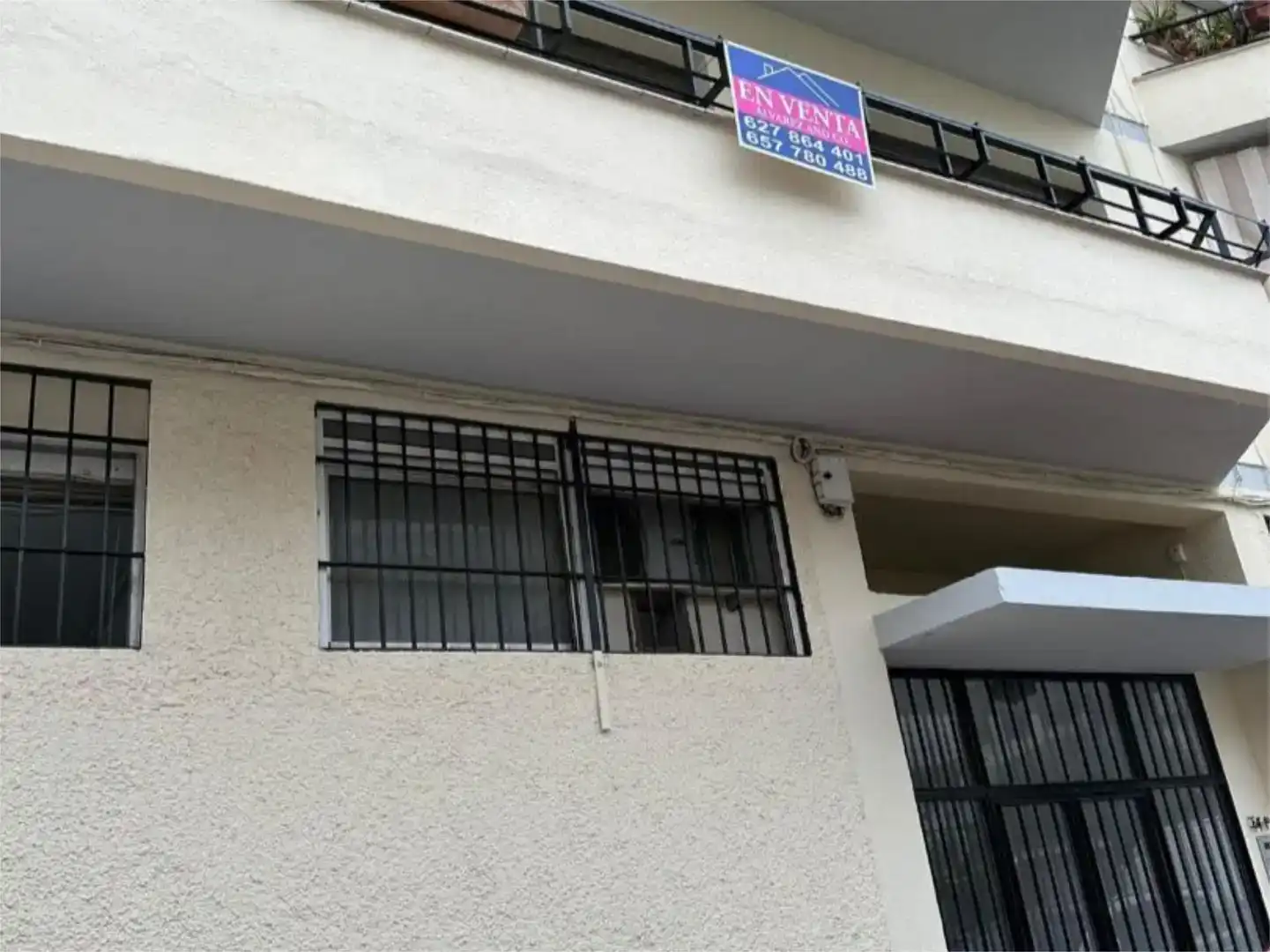 Vista exterior de Piso en venta en Constantina con Aire acondicionado, Trastero y Amueblado