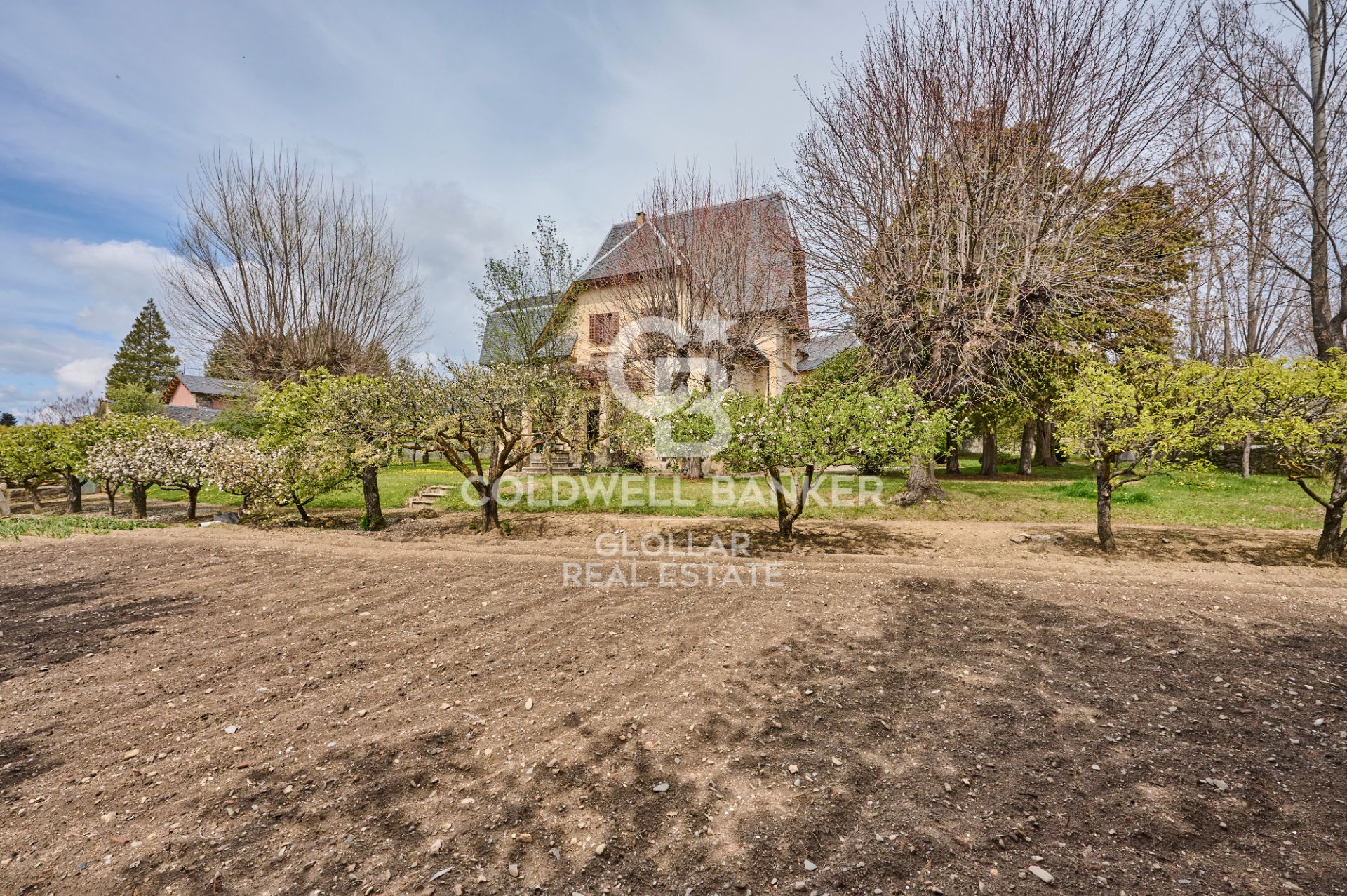 House or chalet for sale in Puigcerdà  with Heating, Private garden and Parquet flooring