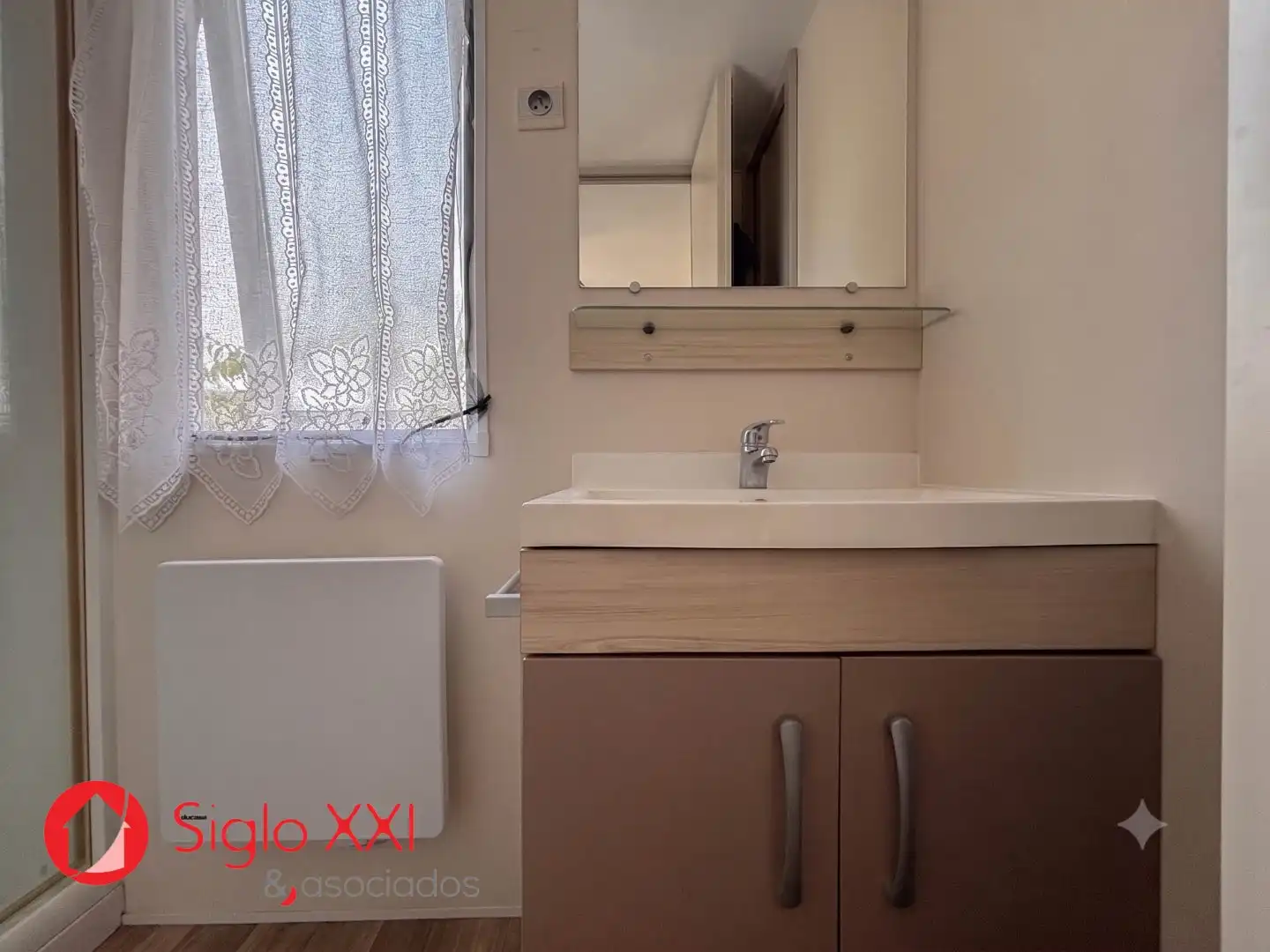 Badezimmer von Country house zum Verkauf in Almazora / Almassora mit Heizung, Privatgarten und Möbliert