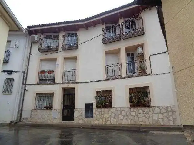 Vista exterior de Piso en venta en Valdilecha con Calefacción y Trastero