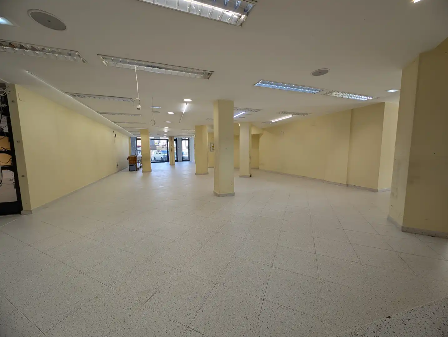 Local comercial en venda a Colindres - CALLE LA MAGDALENA 33, imagen 2