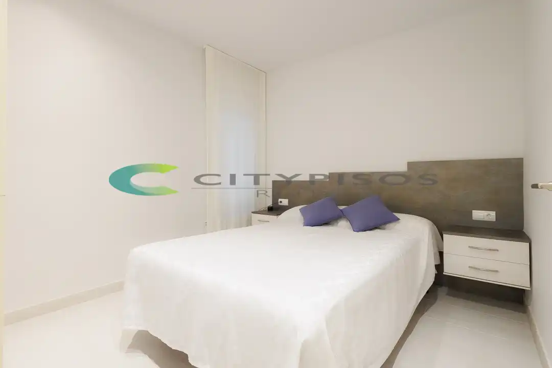 Flat with lift for sale in Avenida de Santiago Rusiñol, imagen 30