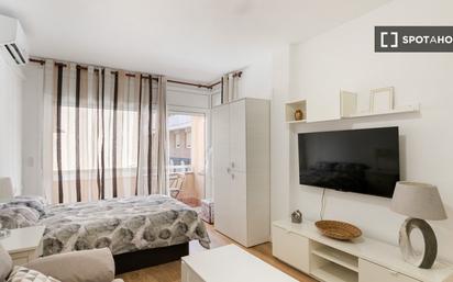 Bedroom of Flat to rent in  Barcelona Capital  with Air Conditioner, Heating and Furnished