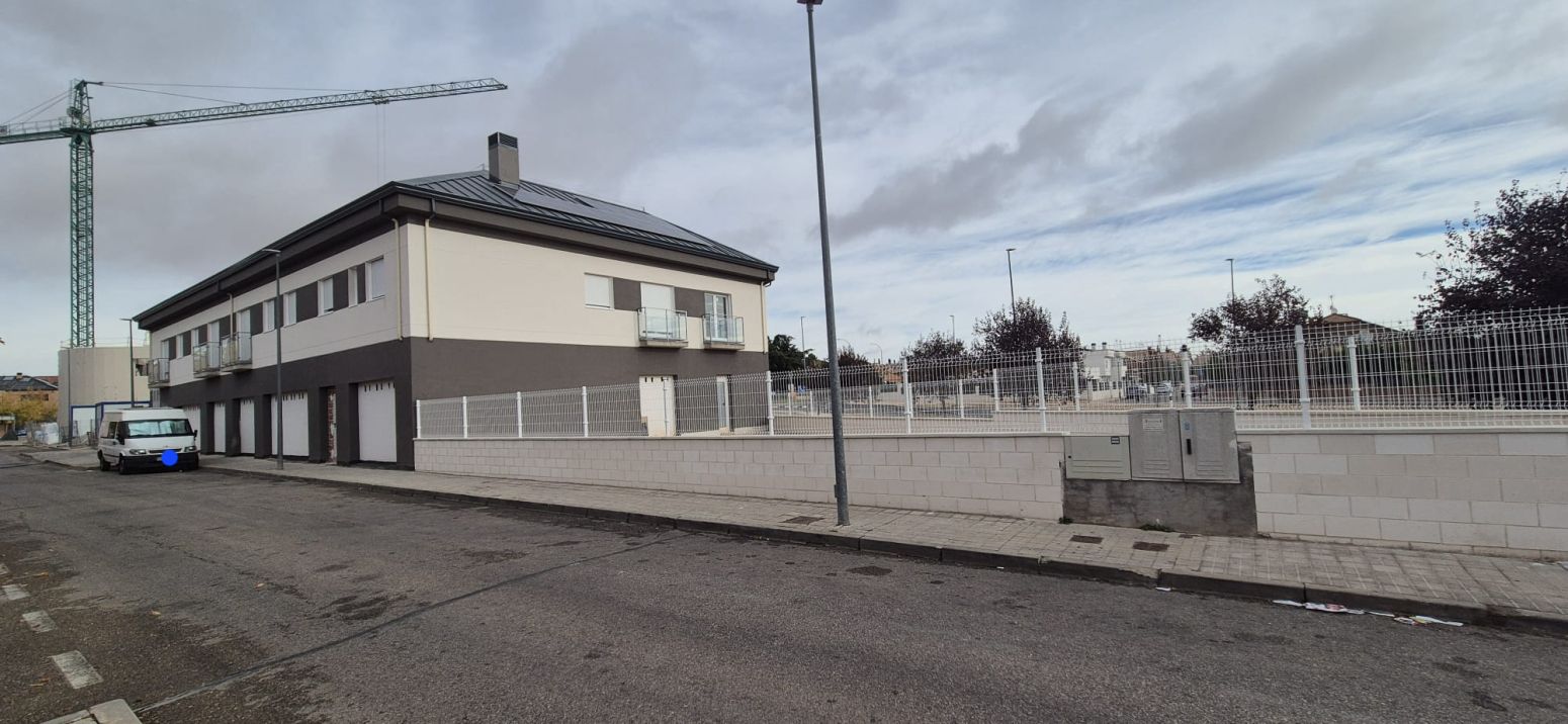 Parkplatz von Geschaftsraum zur Miete in Meco