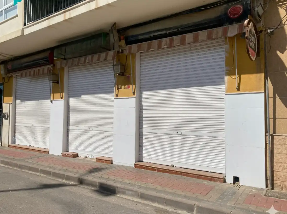 Business premises for sale in Casco Antiguo, imagen 3